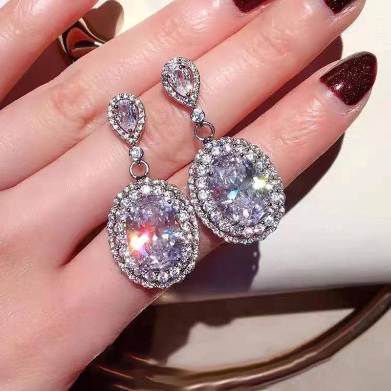 Elegant French Zirconia Teardrop Earrings for Women - Versatile Light Luxury Fashion