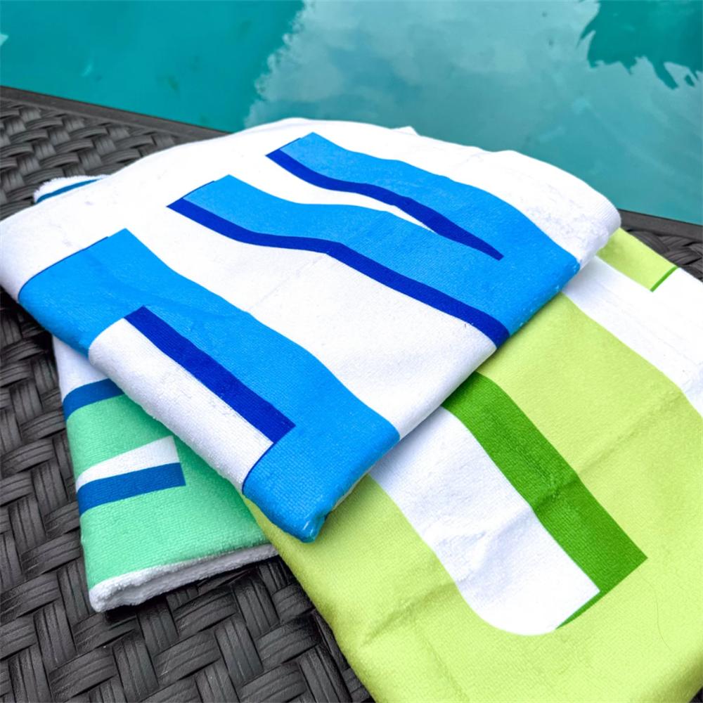 Schattenblock Strandtuch Personalisiert für Kinder, Benutzerdefiniertes Strandtuch, Urlaubstuch, Kindergeburtstagsgeschenk, Pooltuch, Preppy Strand