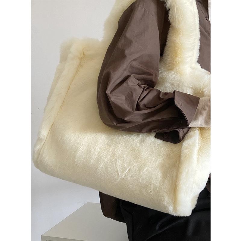 

Зимняя плюшевая сумка женская плюшевая сумка переносная сумка большая вместительная сумка для покупок 2024 новая модная сумка через плечо белый