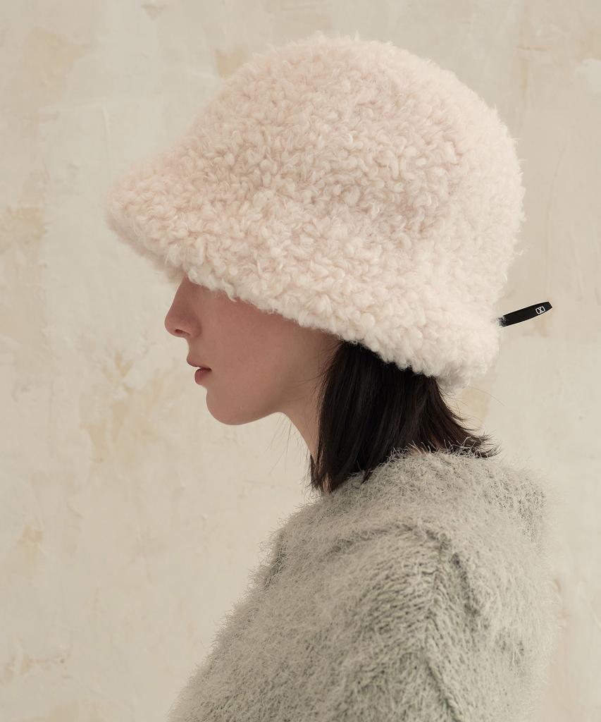 Bajal Va Square Long Label Fleece Tulip Hat Cream