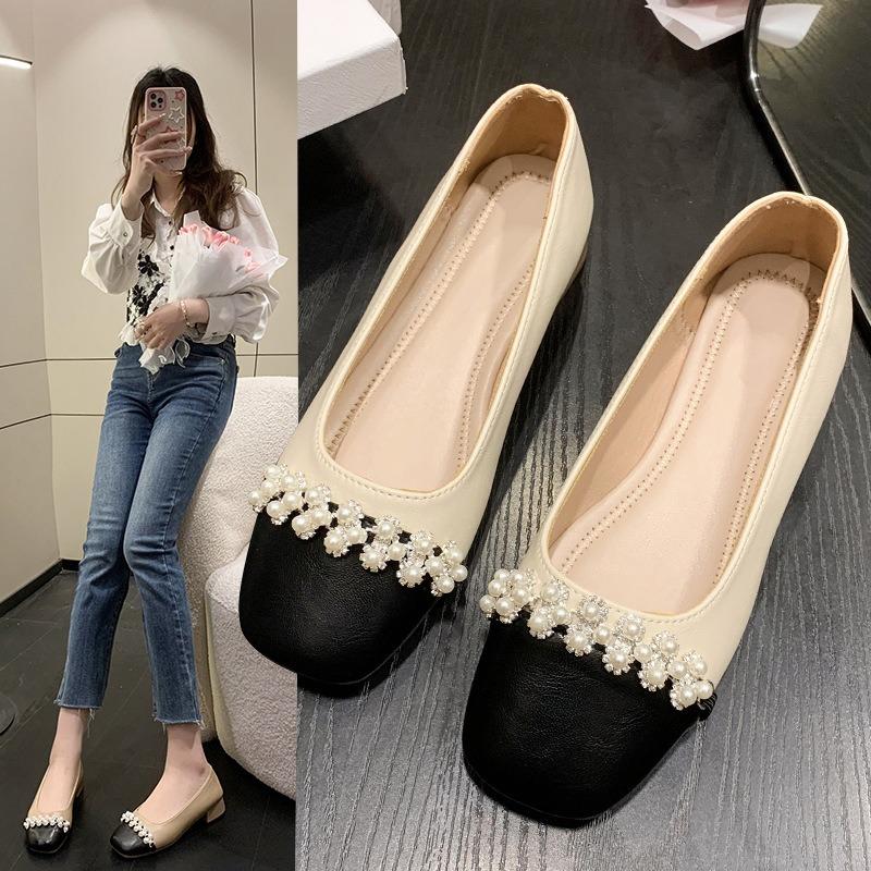 Color matching single shoes women's new fashionable and comfortable square head shoes light mouth pearl thick heel single shoes