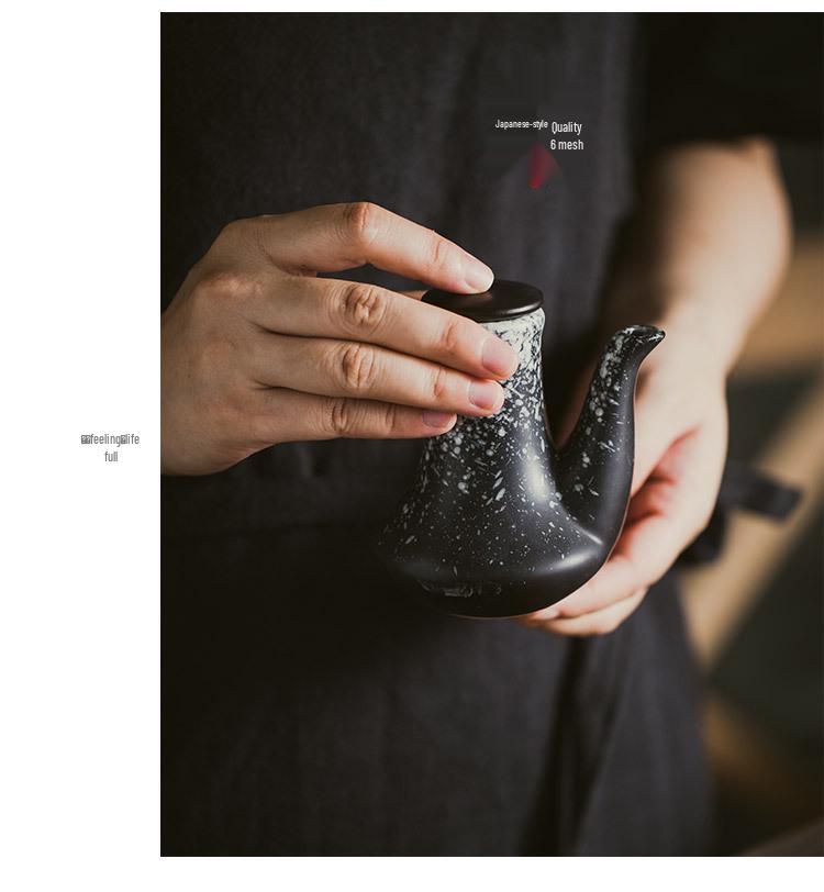 Large Ceramic Vinegar and Soy Sauce Bottle for Japanese Cuisine - Oil and Seasoning Container for Kitchen.
