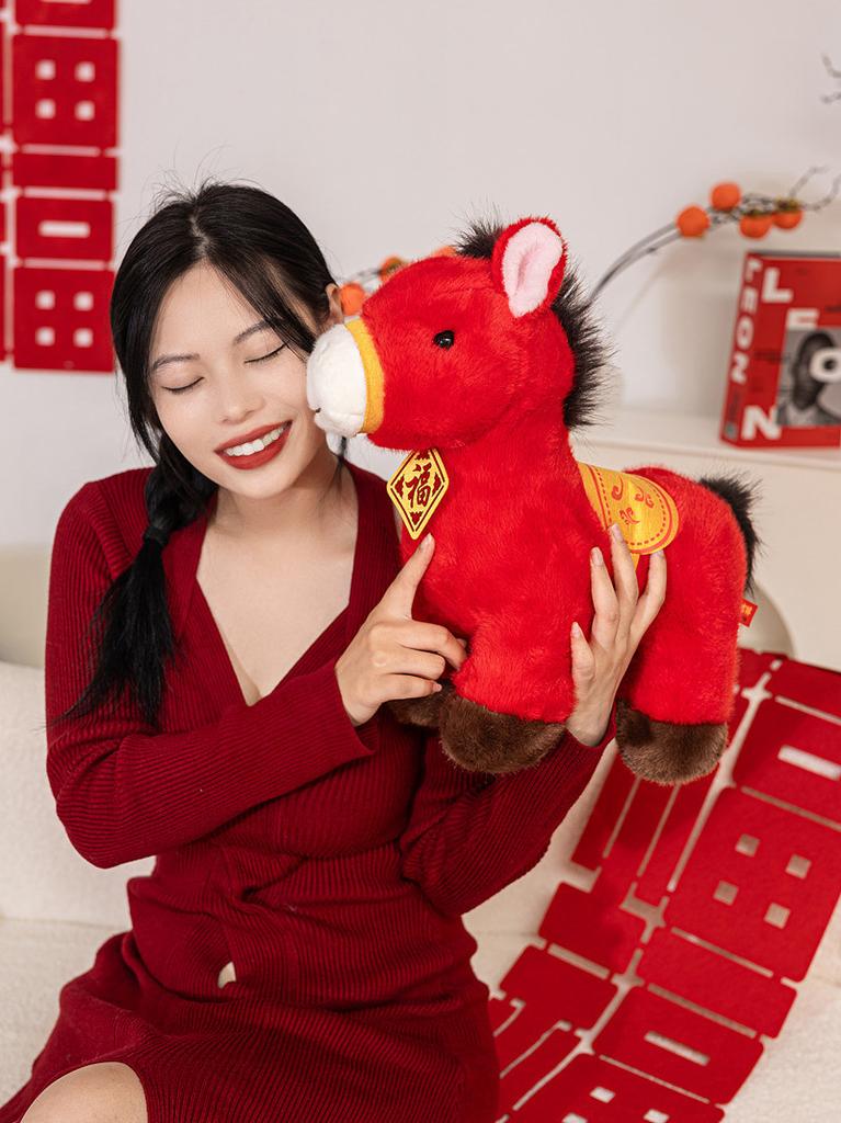 Traditional Horse Plush Toy With Pp Cotton Filling For Lunar New Year Gift And Celebration