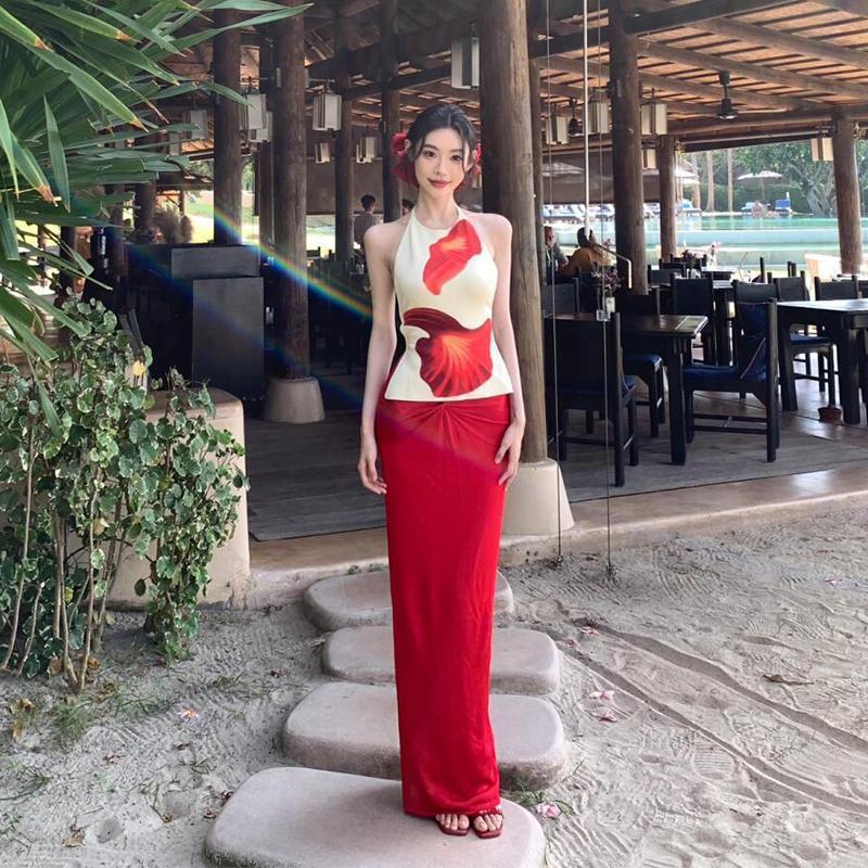 Zhao Ruth's Same Holiday Swimsuit Beach Skirt Set, Sexy Backless Neck Red Split Three-piece Set