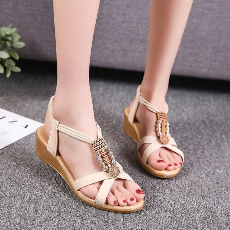 2025 Summer Women's Shoes New Womens Wedge Shoes Non Slip Slip on Beach Shoes Wear Resistant Sandals for Women Hot Sale