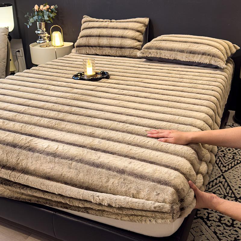 Set Lenzuolo con Angoli in Pelliccia di Coniglio Peluche: Foderato in Pile, Caldo per l'Inverno, Include Coprimaterasso - Set da 3 Pezzi per Letto Matrimoniale