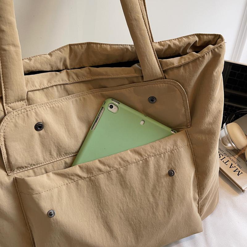 Minimalist Solid Color Tote Bag for Women – Large Capacity Shoulder Bag with Front Pocket – Perfect for Daily Use, Shopping, and School