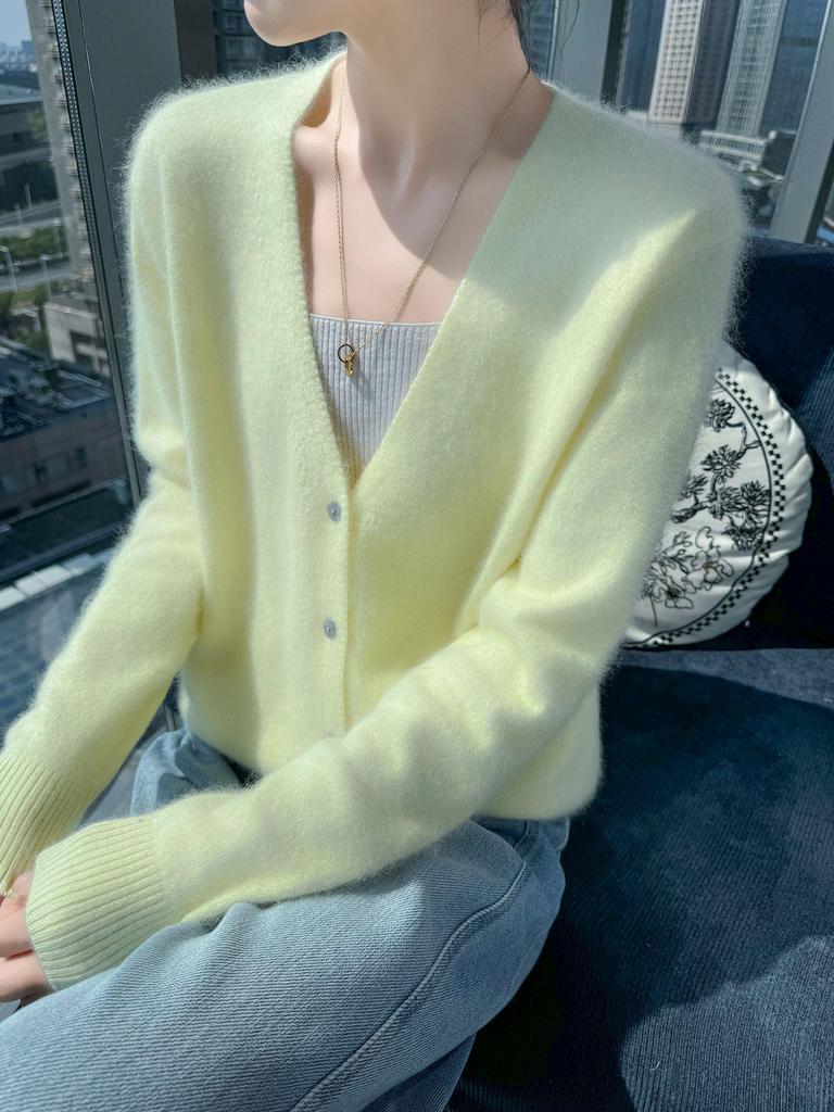 Autumn & Winter V-Neck Mink Velvet Women's Knit Cardigan - Loose, Slimming, Marled Yarn Sweater Top, Fashionable Outerwear