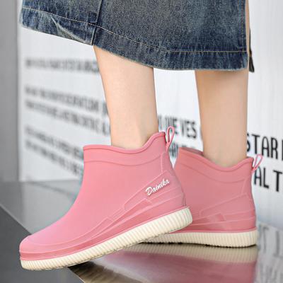 2025 New Version of Fashion Rain Shoes Women's Short Tube Women's Rain Boots Thickened Waterproof, Non-slip and Wear-resistant, Velvet Guarantee