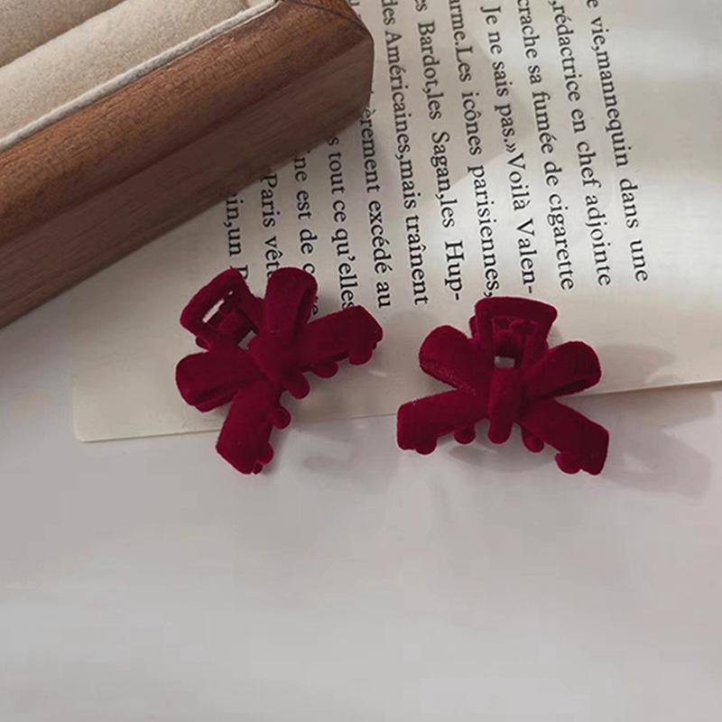

1 Pair Retro Small Grab Clip Bangs Hair Clip Velvet Bow Headpiece Hairpin For Children Gift Funny Christmas Gift as the picture