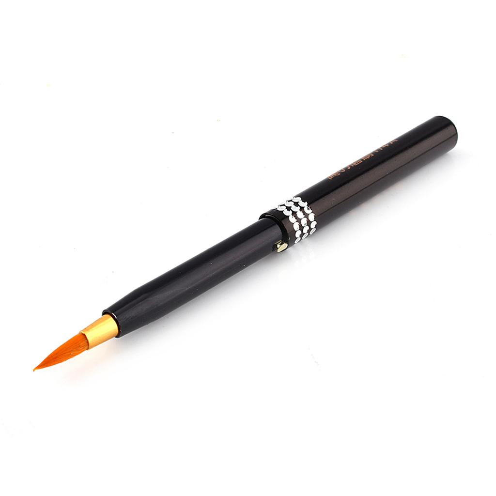 Retractable Lip Brush, Soft Elastic Hair Without Shedding, and Fine Hd Fits the Lips, Ergonomic Handle Sy Grip, with Shape Design