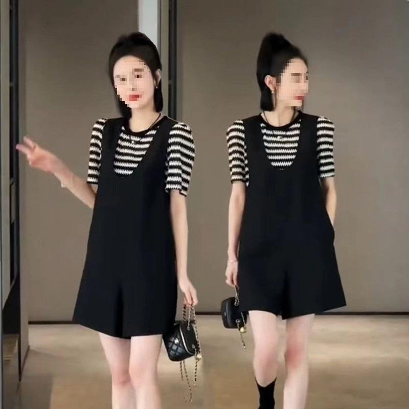 Summer Striped Short-sleeved Fashionable Plus-size Set - Women's Stylish Backless Backless Pants and Shorts Set