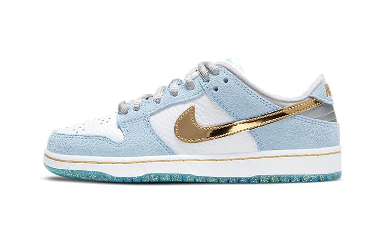 

Nike Kids X Sean Cliver SB Dunk Low Holiday Special Sneakers DJ2519-400 35