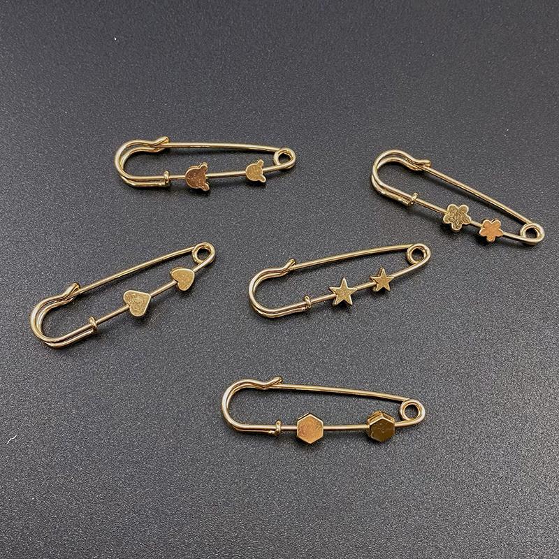 Vintage Goldfarbe Einfacher Stern Bär Legierung Brosche Feststehend Anzug Anti-Licht Brosche Jeans Taille Enge Liebe Sechseck Brosche Pin