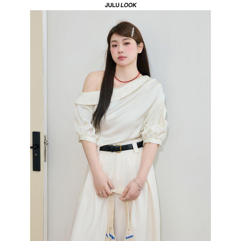 

Julu Studio Glossy Toffee Plus-Size Women s High-End Asymmetrical Shoulder Shirt/Suit Pants Set Beige Top XL(60.5kg-67.5kg)