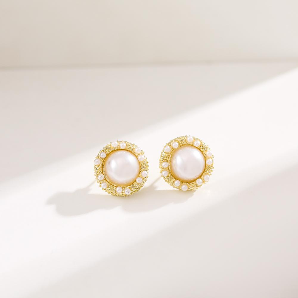 Boucles d'oreilles élégantes de couleur or pour femmes, tempérament blanc, boucles d'oreilles irrégulières, bijoux tendance, cadeaux