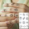 1 Hoja Araña Letra Flor Patrón Pequeño Tatuajes Temporales Para Mujeres Dedo, Pegatina de Tatuaje Falso Realista de Larga Duración