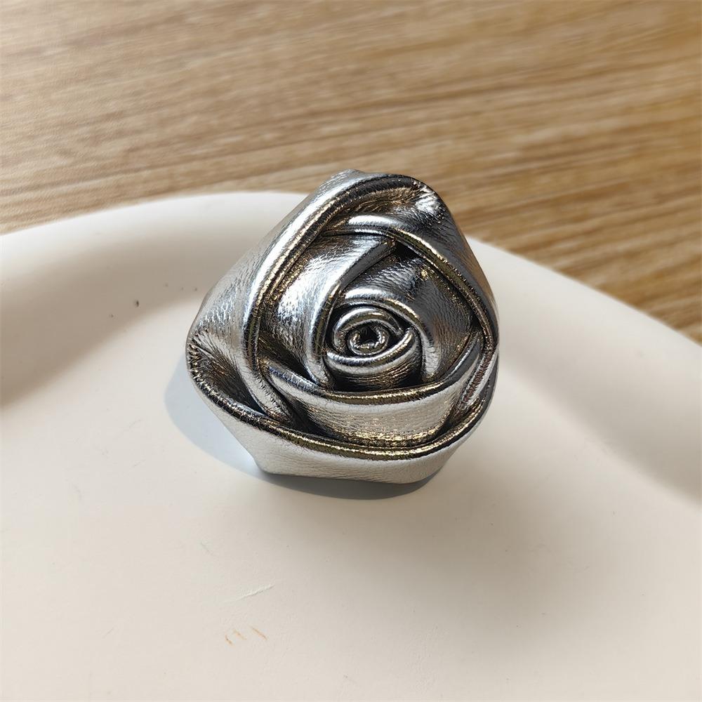 Fashion Shoelaces Clips Buckle Decorations Shoe Buckle for Sneaker Leather Rose Bow Heart Shoe Charms Shoes Accessories 1PCS
