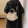 Women's casual monochromatic shoulder bag large capacity interior compartment zipper bags high quality
