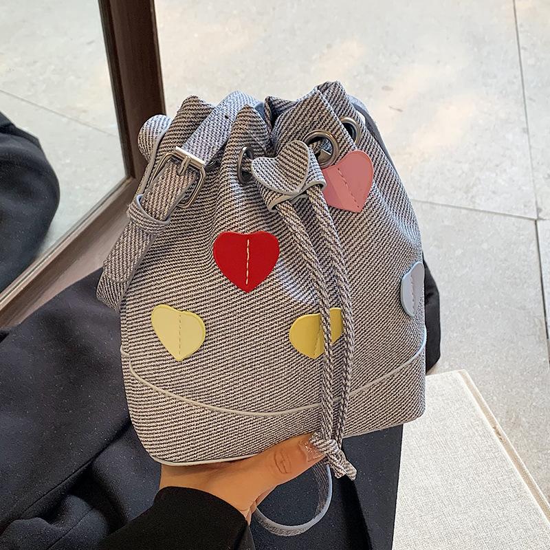 Popular Small Bags for Women New Style Trendy Girls Versatile Shoulder Bag Texture Crossbody Bucket Bag