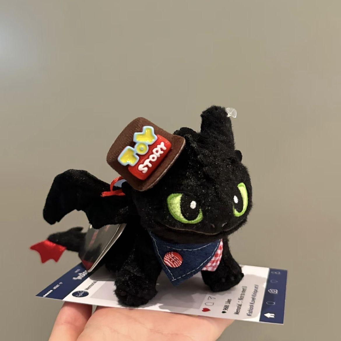 

Плюшевая кукла Беззубик, подвеска для сумки, Подставка Тренера Драконов, Беззубик Ковбой, Игрушка, Шляпа, Аксессуары для игрушек