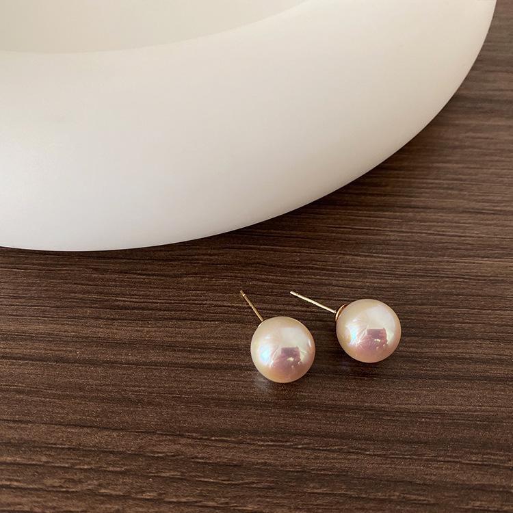 Minimalist Cold Wind Pearl Stud Earrings Female French Retro Hepburn Style Simple Versatile Temperament Earrings Internet Celebrity Earrings