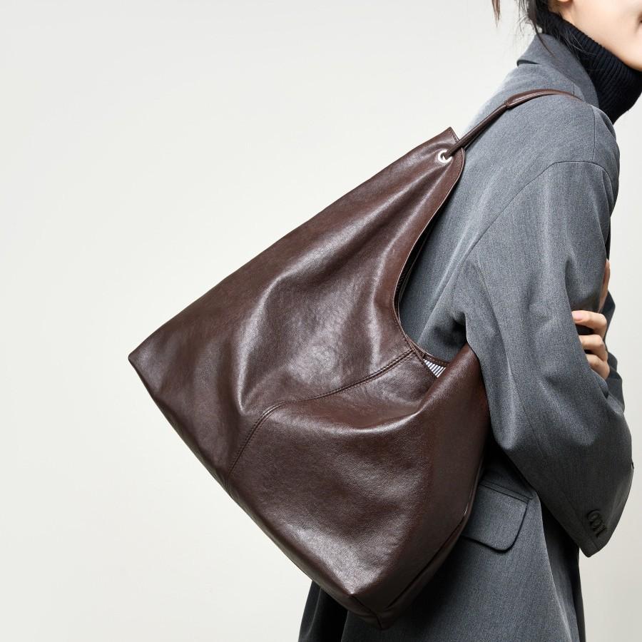 New Vegetable Tanned Cowhide Popular Large Capacity Textured Tote Bag Versatile One Shoulder Class Underarm Commuting Bag