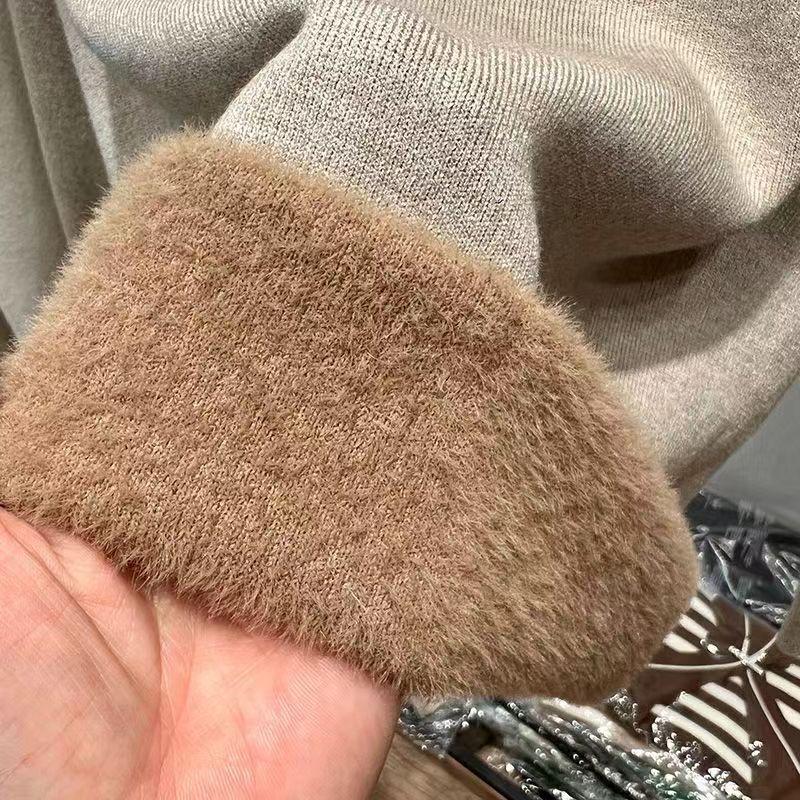 Women's Winter Warm Plush Knit Sweater - Low-Neck One-Piece with Plus Velvet Thickened Base Layer