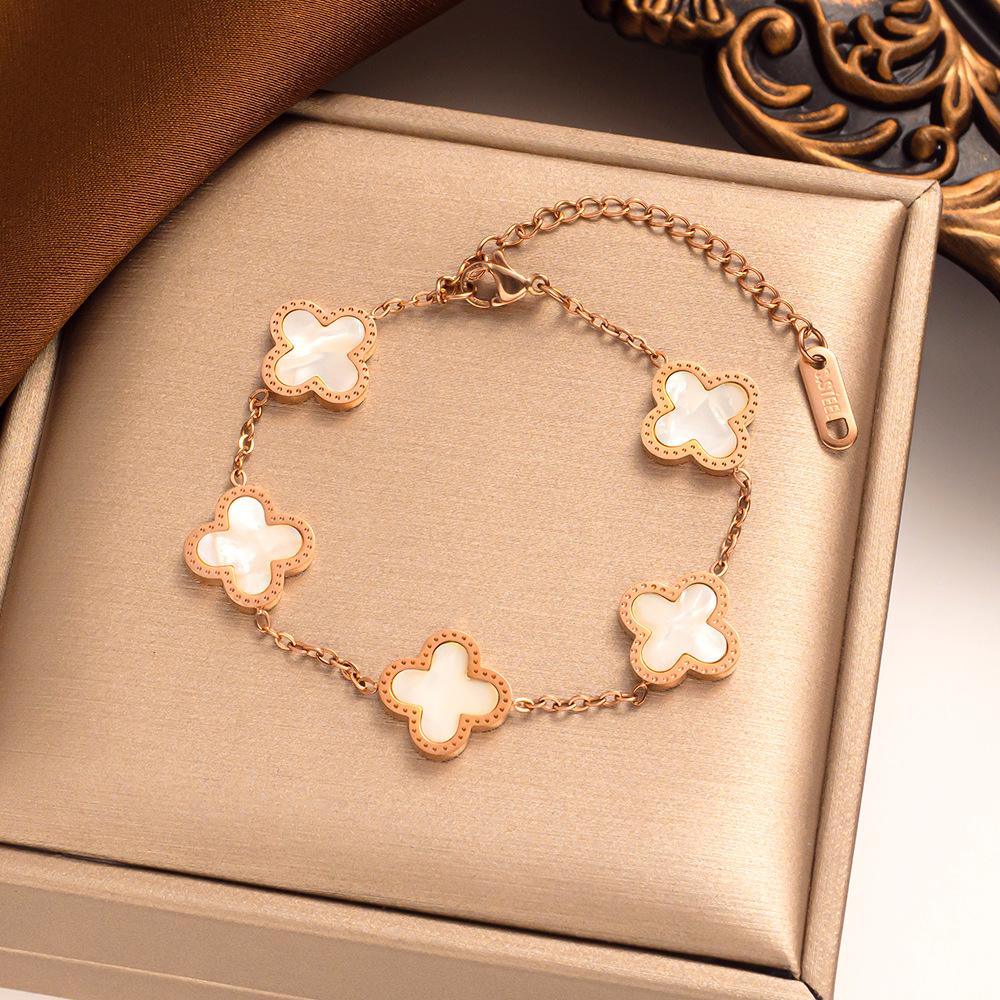 Non-fading Titanium Steel Four-leaf Clover Mother-of-pearl Bracelet for Women Stylish Simple and Luxurious Four-leaf Clover Bangle