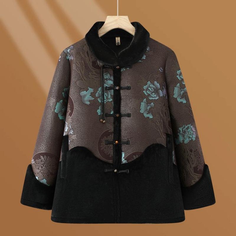 Middle-aged women's clothing mother winter coat the elderly fur integrated fleece thickened top grandma coat high-end