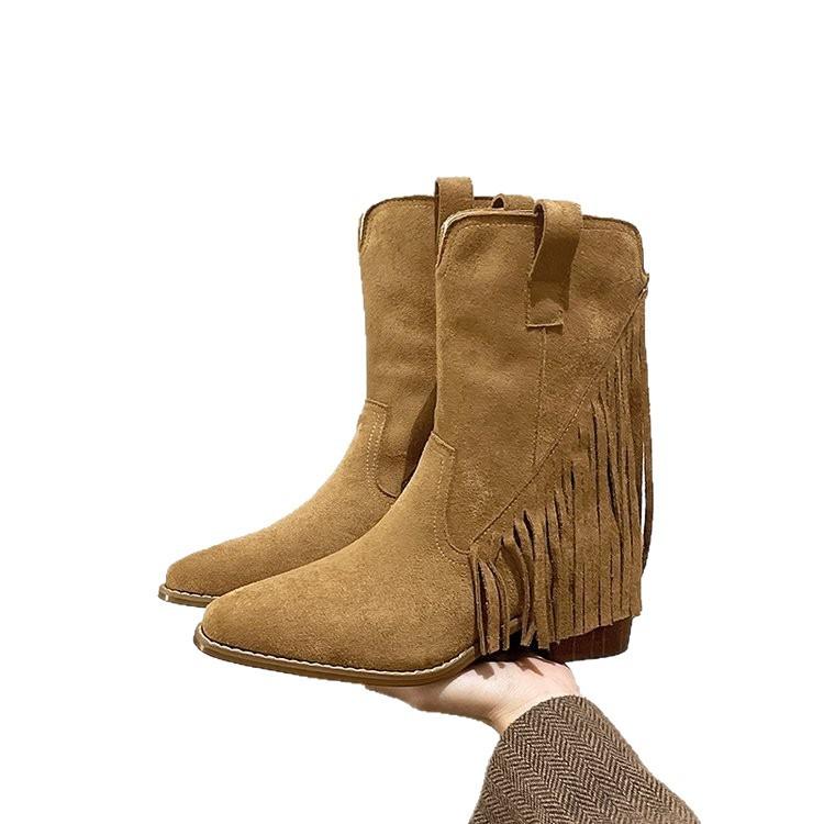 Retro Fringed Western Boots Women's 2025 Spring and Autumn New Outdoor Xinjiang Platform Short Boots Pointed Wasteland Wind Locomotive Boots
