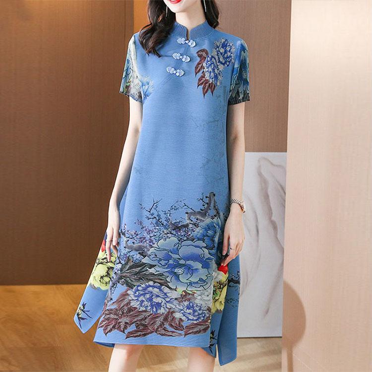 

Плиссированное платье в китайском стиле с короткими рукавами и принтом, женское новое летнее летнее платье с воротником-стойкой и пряжкой, женская возрастная юбка XXXL синий