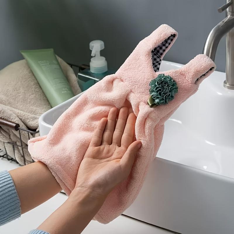2 Stück Niedliches Hänge-Handtuch mit Blumenstickerei Schnelltrocknend, Nicht Saugfähig Polyester, Perfekt für Küche, Bad und Heimgebrauch Inklusive kleinem Aufhänger
