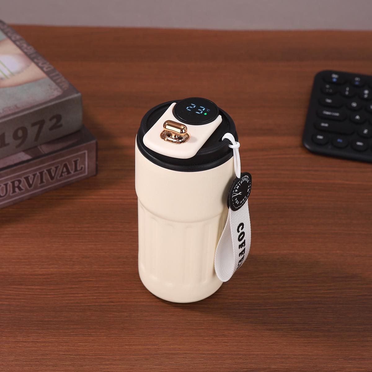 

Portable 316 Stainless Steel Thermos with Flip-Top, Lanyard, Temperature Display; High-Quality Couple s Coffee Cup 450ml