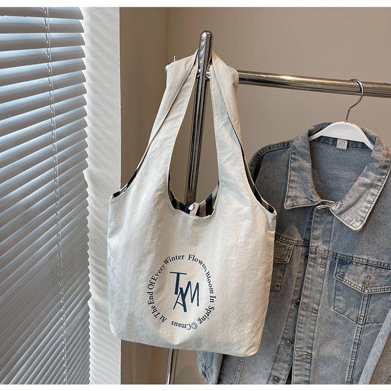 

Red Canvas Bag Women 2025 New Women s Double-sided Tote Bag Leisure Commuter Large Capacity Stripe Shoulder Bag Off-white without pendant