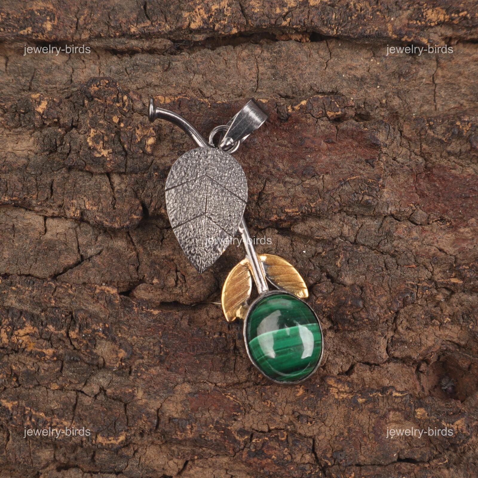 

Малахитовый камень Серебро 925 пробы Подарок для мамы Юбилей Подвеска для сердечной чакры PP-55-34