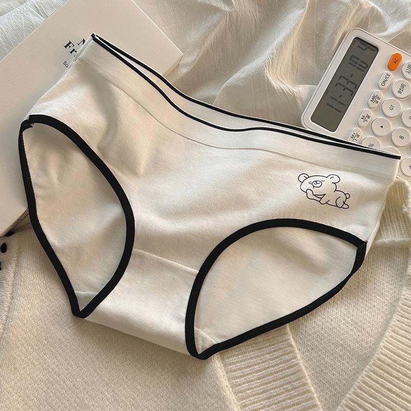 Women's Little Bear Print Cotton Mid-Waist Breathable Japanese Style Soft Triangle Briefs