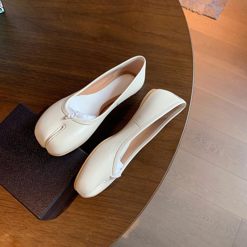 Sheepskin version~ Leather pig's trotters shoes split-toed shoes, women's horseshoe flat-soled beanie shoes, one pedal, shallow mouth ballet shoes