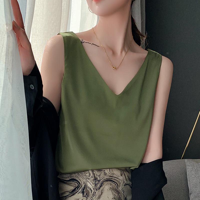 Women's Silk Satin V-neck Acetate Camisole: Ideal Inner Base Layer for Suits, Spring/Summer, Black & White