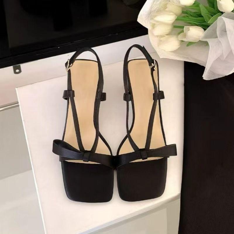 Non-slip skirt versatile sandals women 2025 new Internet celebrity explosive temperament fashionable one-word buckle sandals women