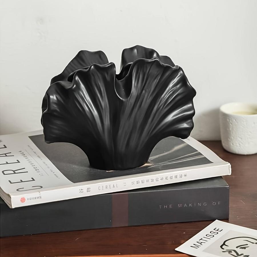 

Vintage Ginkgo Leaf Ceramic Vase Wabi Sabi Style Luxury Home Decor for Living Room TV Cabinet чорний