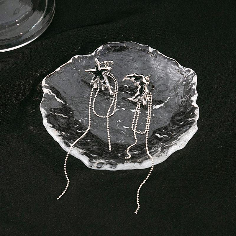 Sweet Star & Moon Asymmetrical Tassel Ear Clips with Drip Oil Cuffs