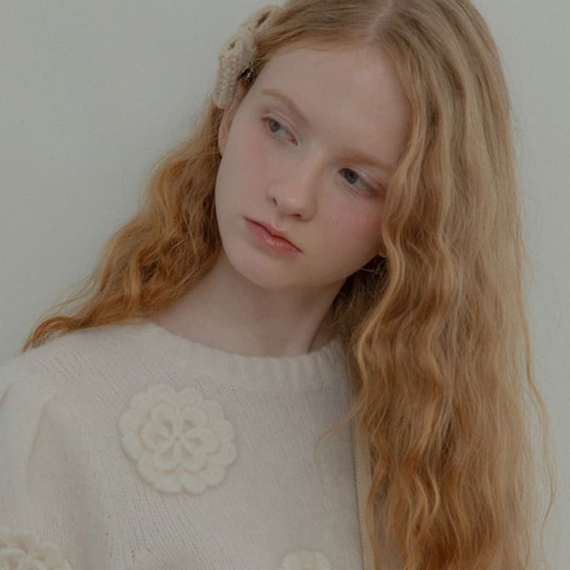 Mellotory Petite Ribbon Knit Hairpin (cream)