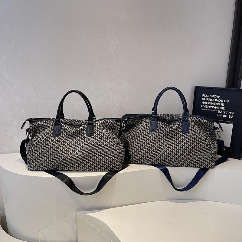 2026 New Fashion Sense of Luxury Large Capacity Travel Bags Retro Stylish Design Exquisite Hot Trendy Shoulder Bags  for Women