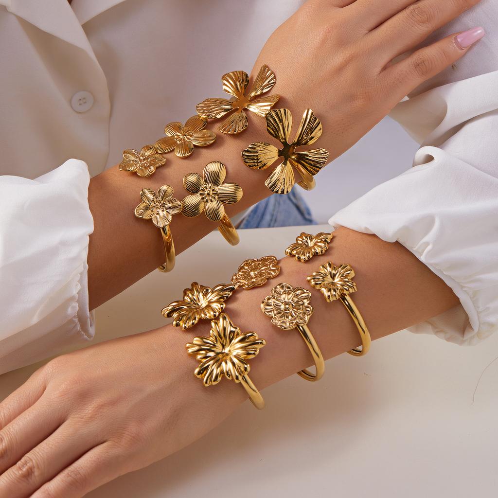 Stainless Steel Gold Color Flower Adjustable Opening Bracelets For Women Fashion Geometric Wide Cuff Bangles Girls Party Jewelry