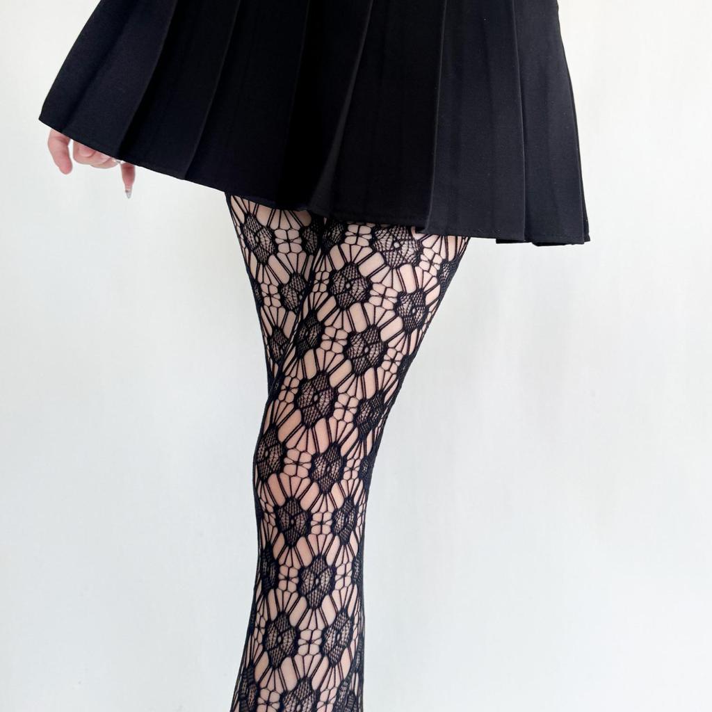Trendy Summer Lace Floral Fishnet Tights