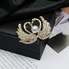 Elegant Versatile Light Luxury Corsage Brooch with Niche Design - Anti-Exposure Pin