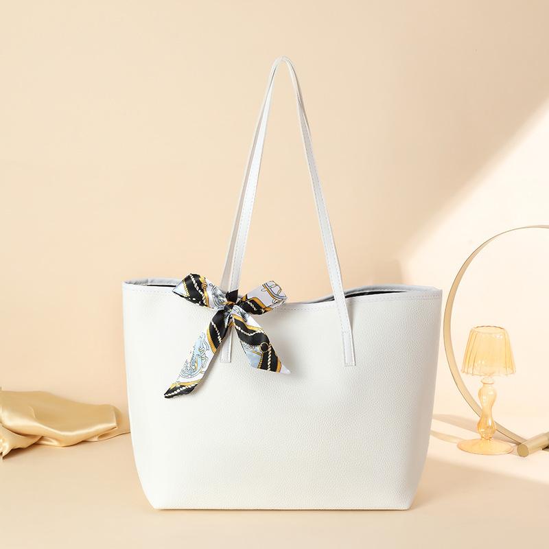 Tote Bag, Women's Trendy Fashion and Simple Tote Bag, Silk Scarf Decorative Shoulder Bag, Underarm Bag, One Piece.