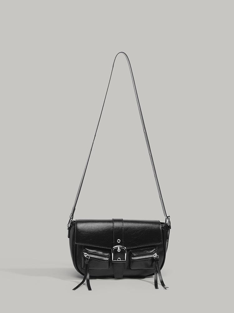 

Sweet and cool Spice Girl Fan Car Bag Women s 2025 New Retro Niche Underarm Bag Commuter Versatile Shoulder Messenger Bag чёрный