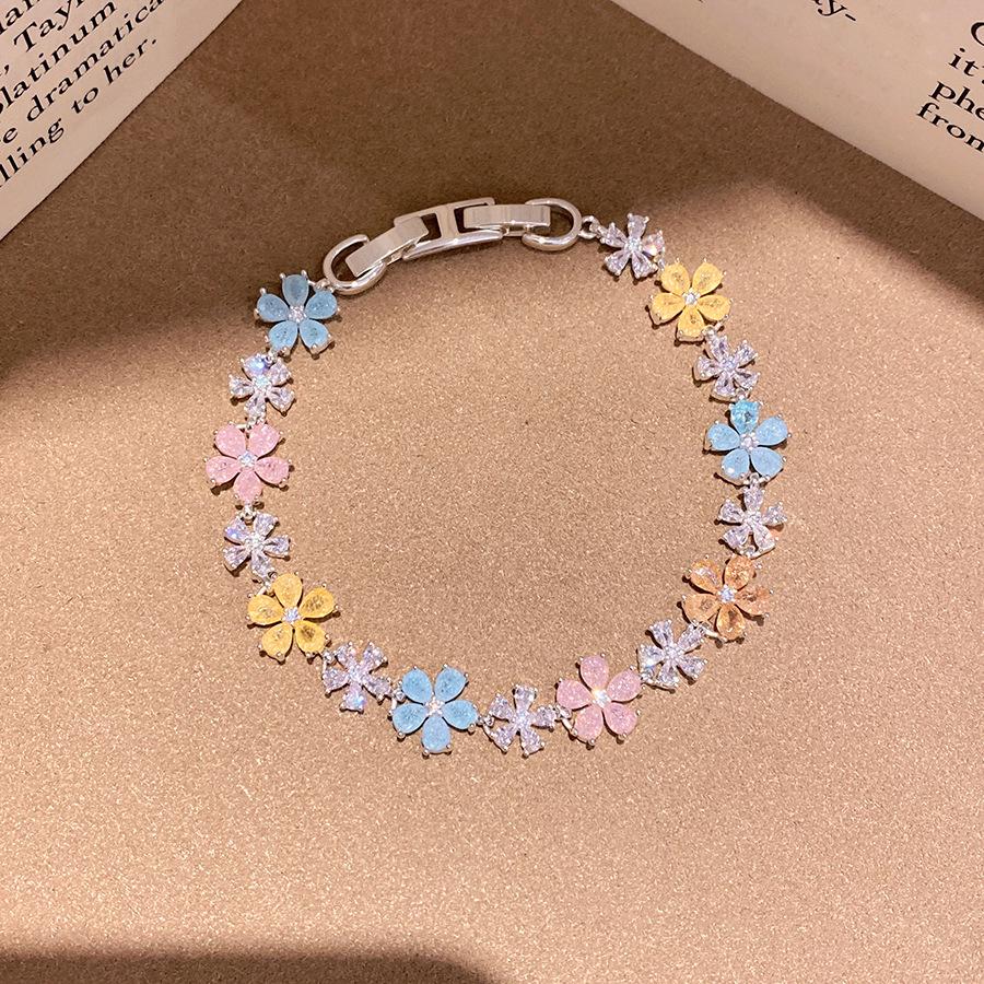 Rhinestone Flower Dopamine Zirconia Bracelet: Luxurious, Fresh Girly Style Hand Jewelry